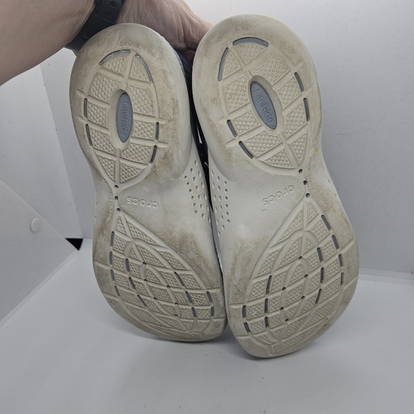 Crocs navy LiteRide 360 Pacer Sneaker size 8 - Picture 5 of 8